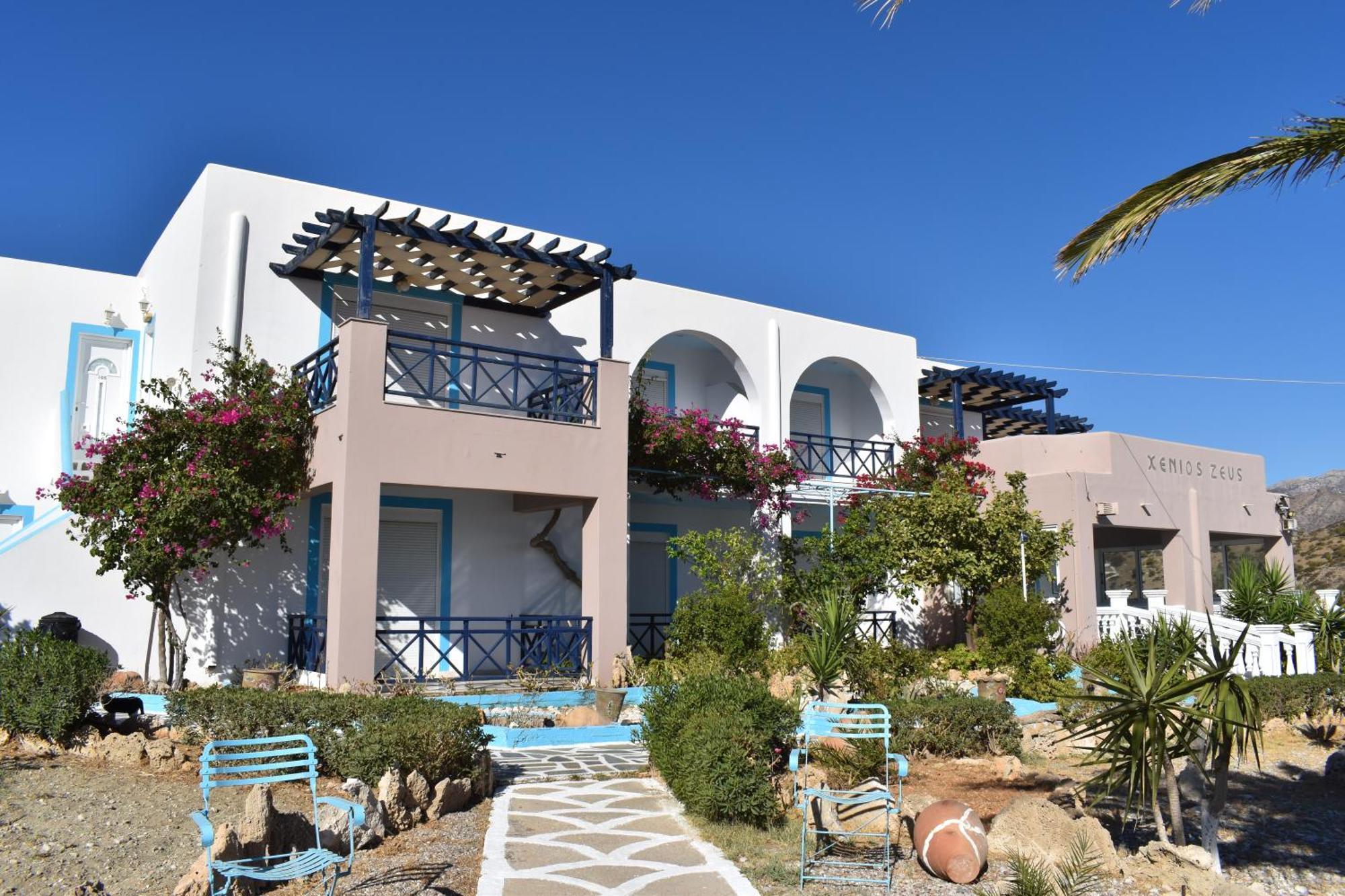 Xenios Zeus Hotel Karpathos Esterno foto