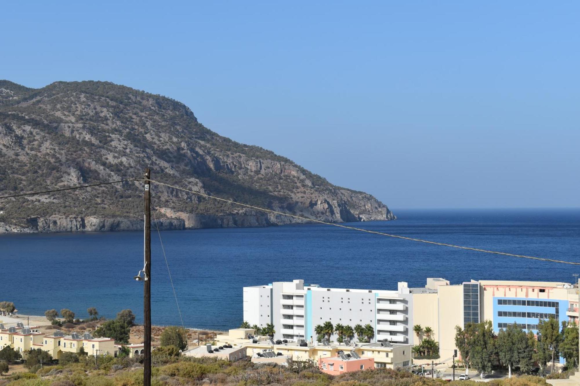 Xenios Zeus Hotel Karpathos Esterno foto
