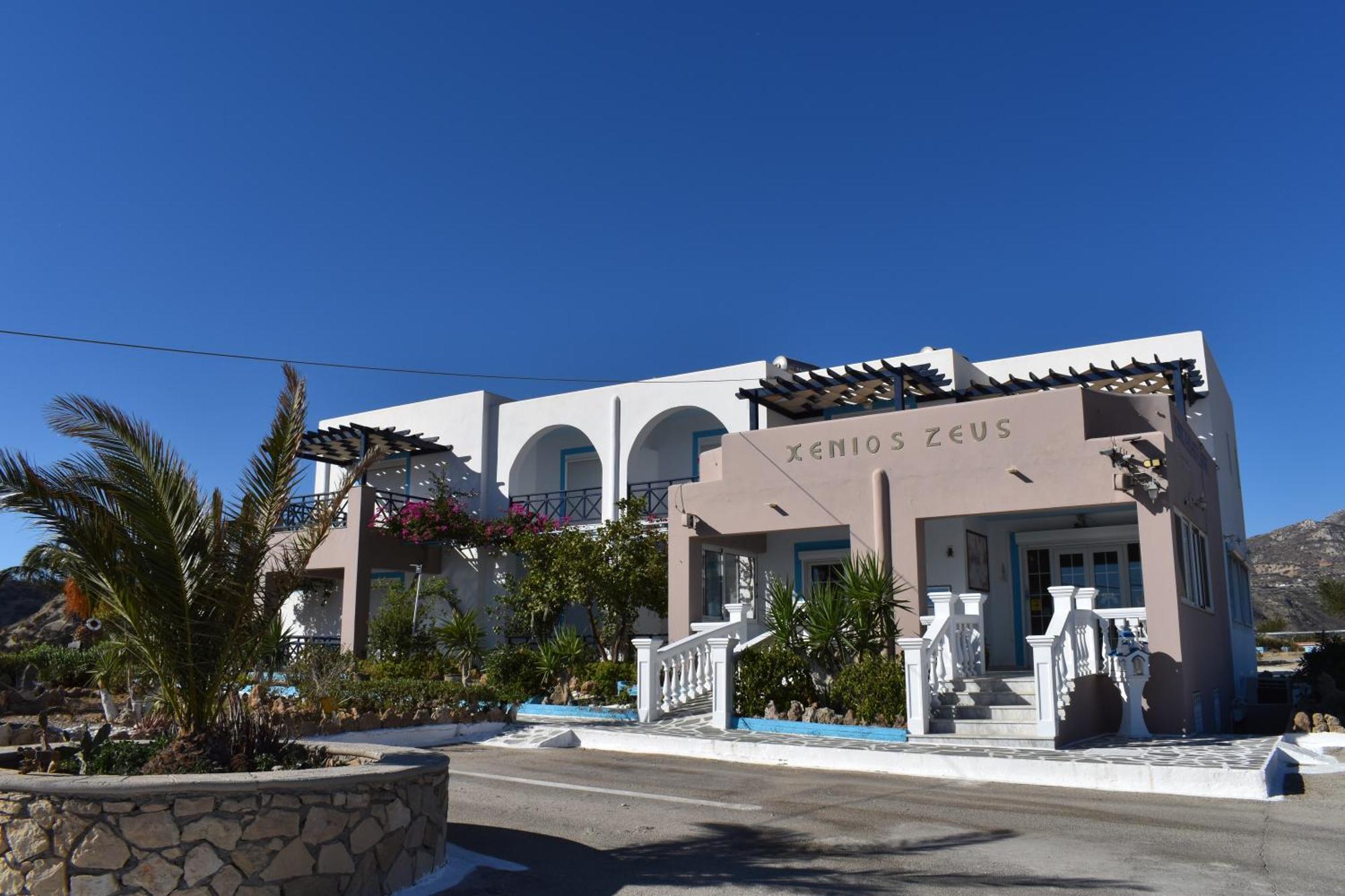 Xenios Zeus Hotel Karpathos Esterno foto