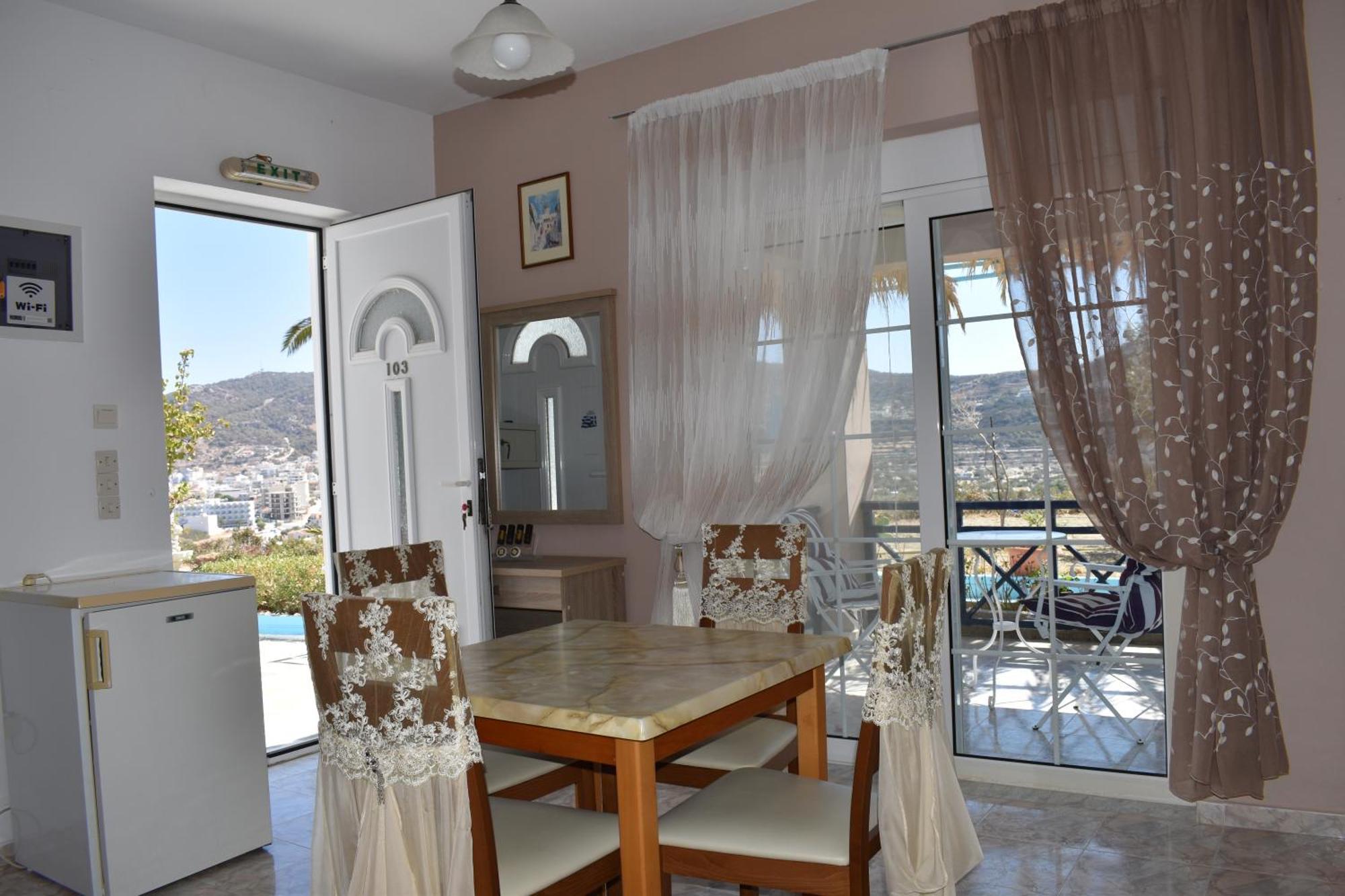 Xenios Zeus Hotel Karpathos Esterno foto